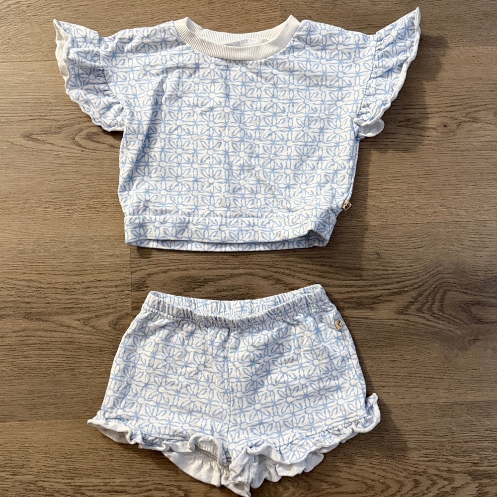 Girls' Bear Paw Light Blue Floral Ruffle Top and Shorts